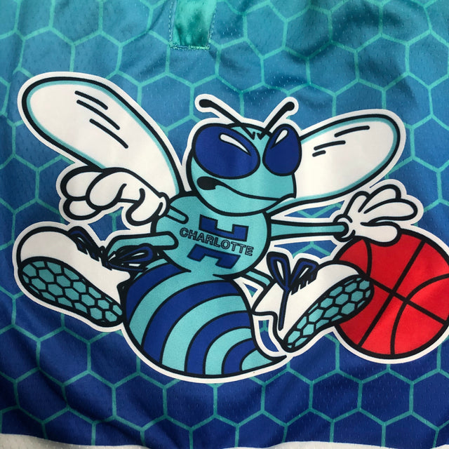 CHARLOTTE HORNETS short