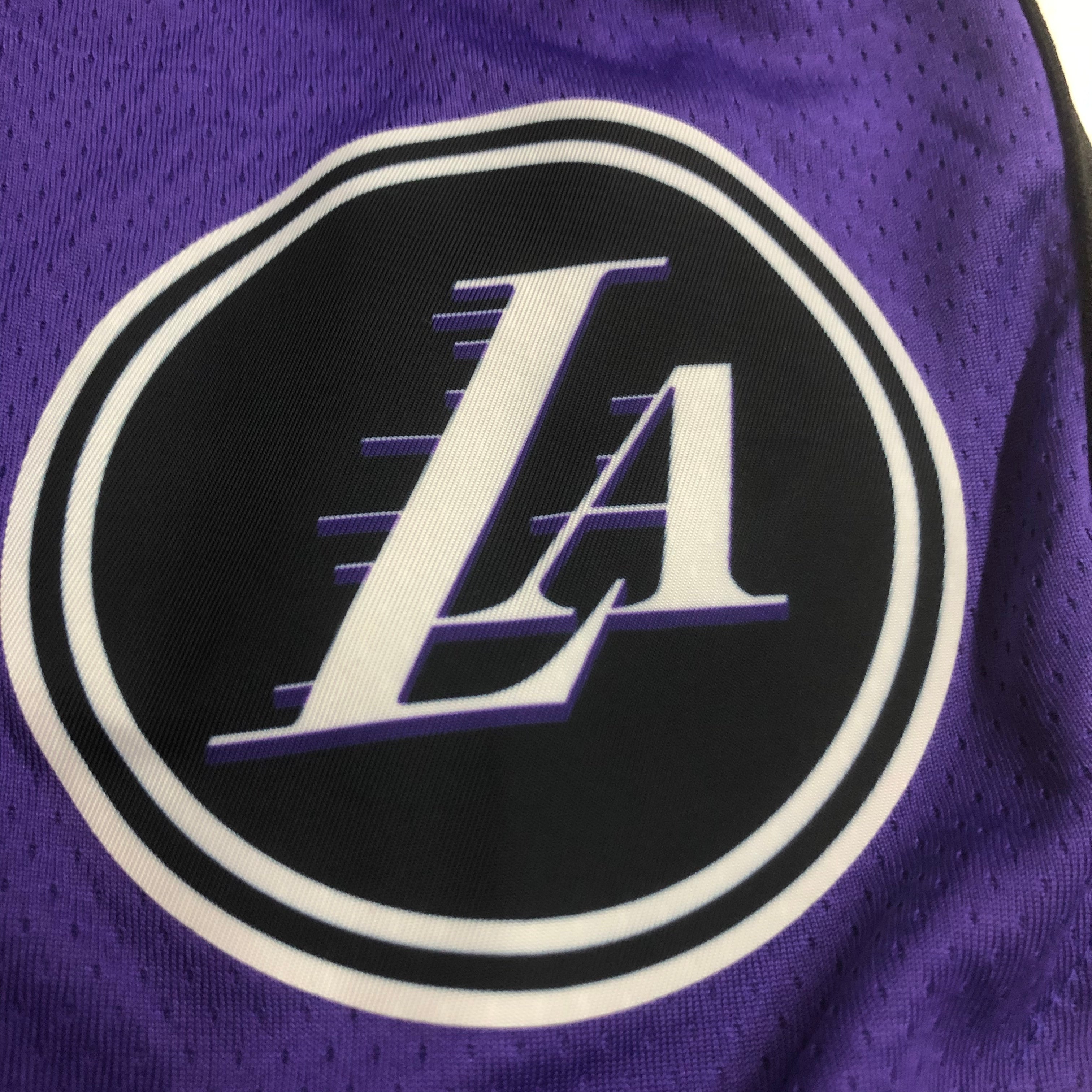 LOS ANGELES LAKERS short