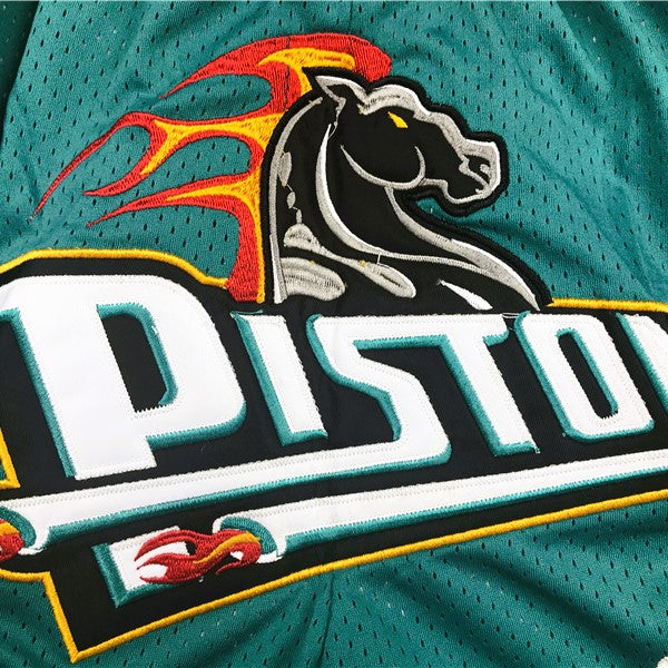 DETROIT PISTONS short