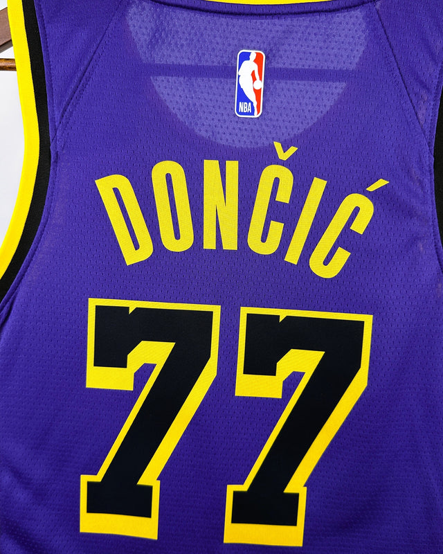 DONCIC LUKA (Los Angeles Lakers)