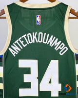 ANTETOKOUNMPO GIANNIS (Milwaukee Bucks)