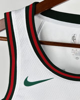 LILLARD DAMIAN (Milwaukee Bucks)