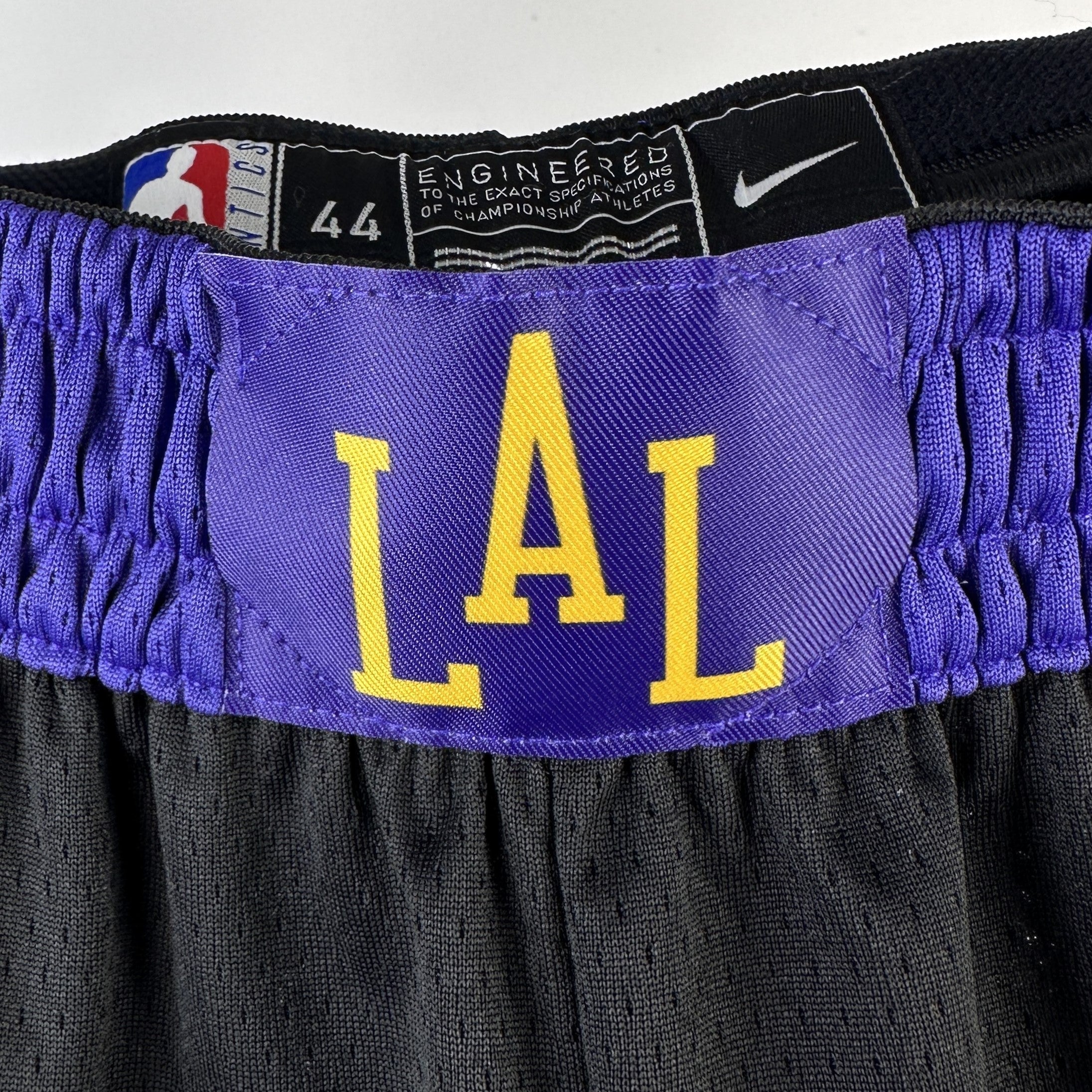 LOS ANGELES LAKERS short