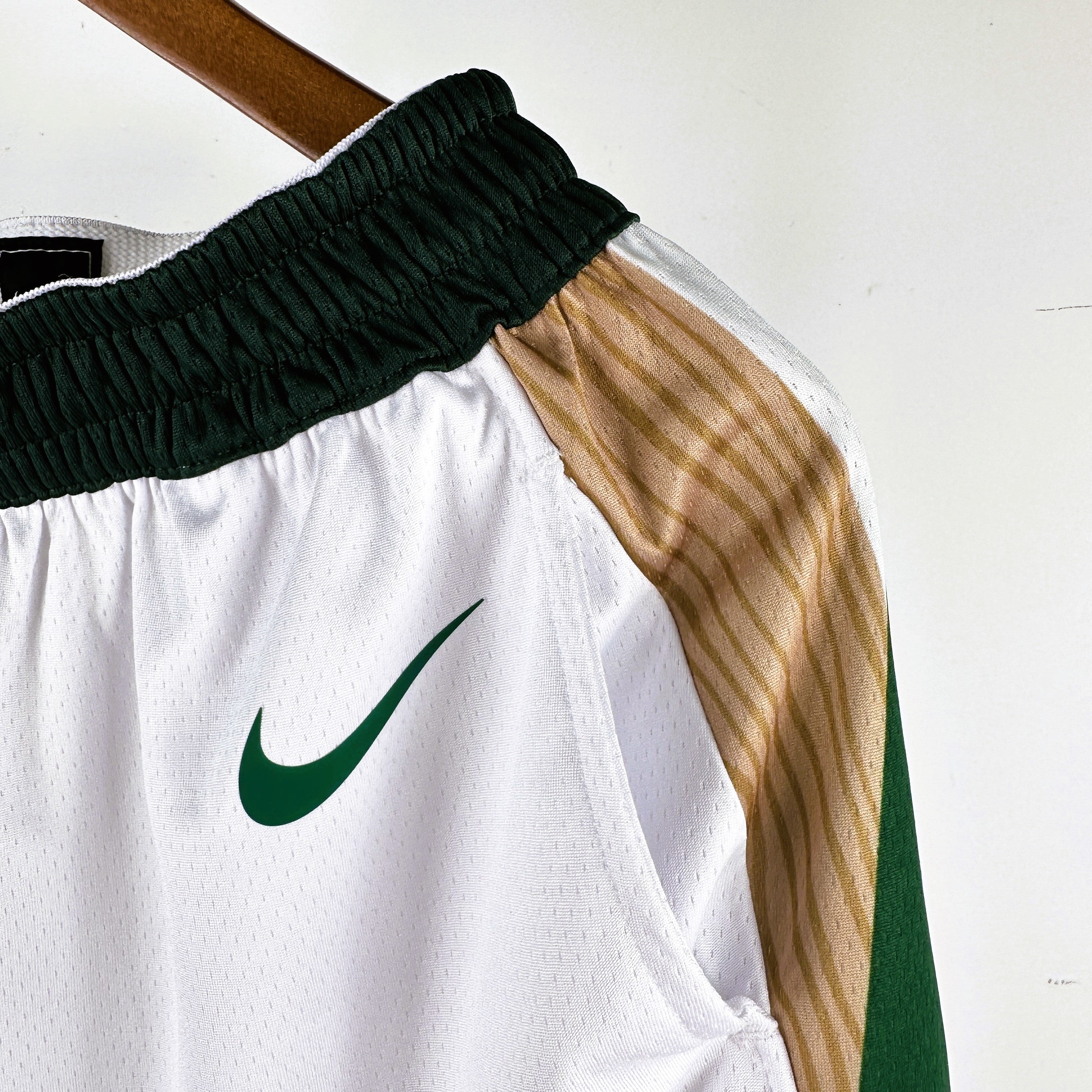 BOSTON CELTICS short