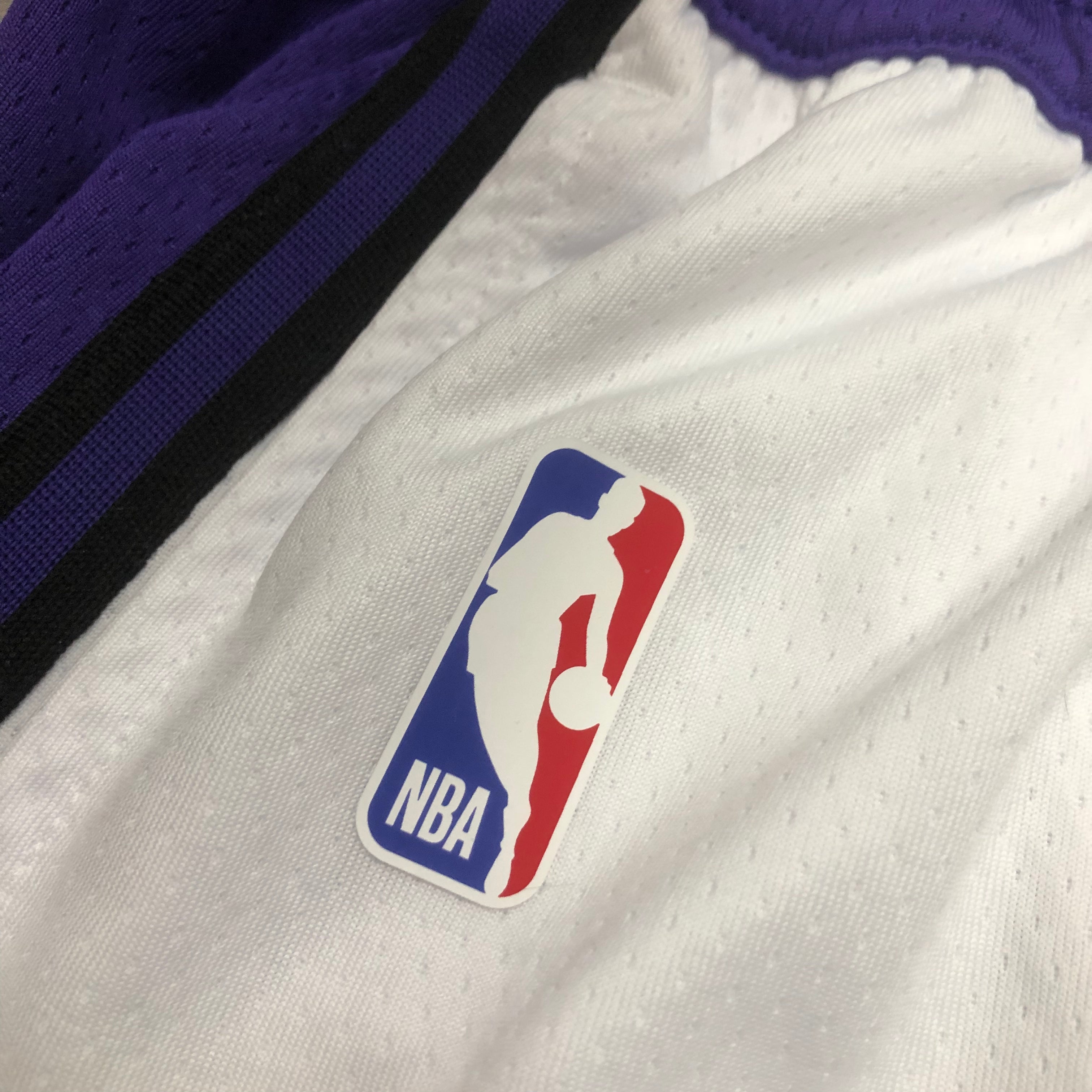 LOS ANGELES LAKERS short