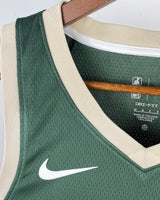 LILLARD DAMIAN (Milwaukee Bucks)