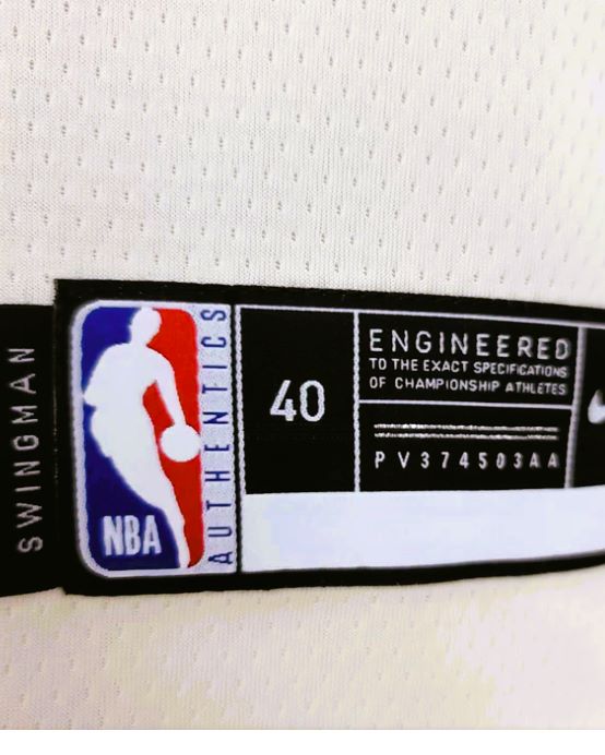 ANTETOKOUNMPO GIANNIS (Milwaukee Bucks)