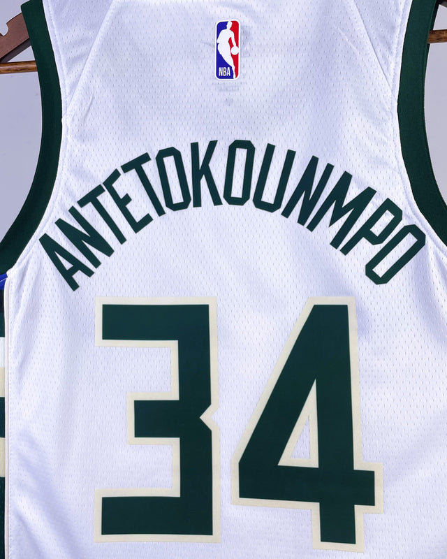 ANTETOKOUNMPO GIANNIS (Milwaukee Bucks)