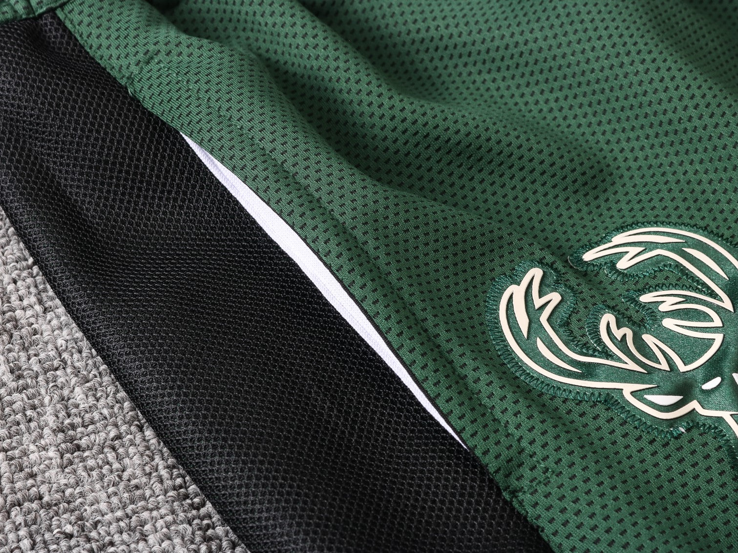 MILWAUKEE BUCKS Training Suit