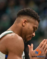 ANTETOKOUNMPO GIANNIS (Milwaukee Bucks)