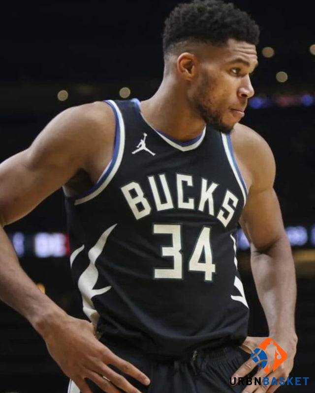 ANTETOKOUNMPO GIANNIS (Milwaukee Bucks)