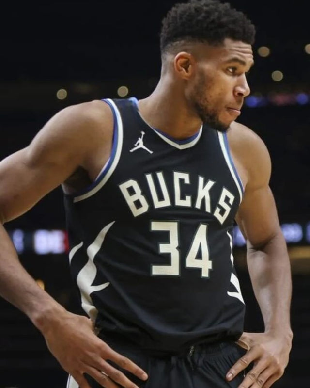 ANTETOKOUNMPO GIANNIS (Milwaukee Bucks)