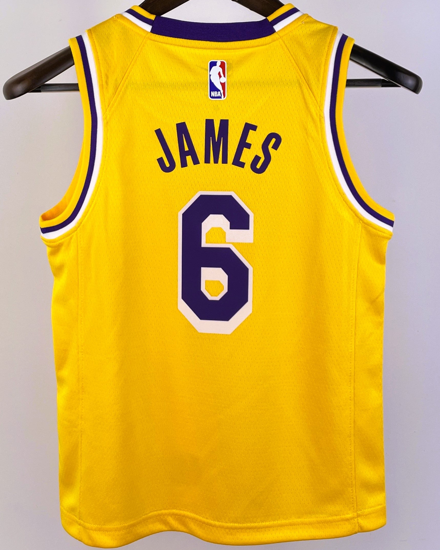 JAMES LEBRON kid jersey (LaL & Mia)