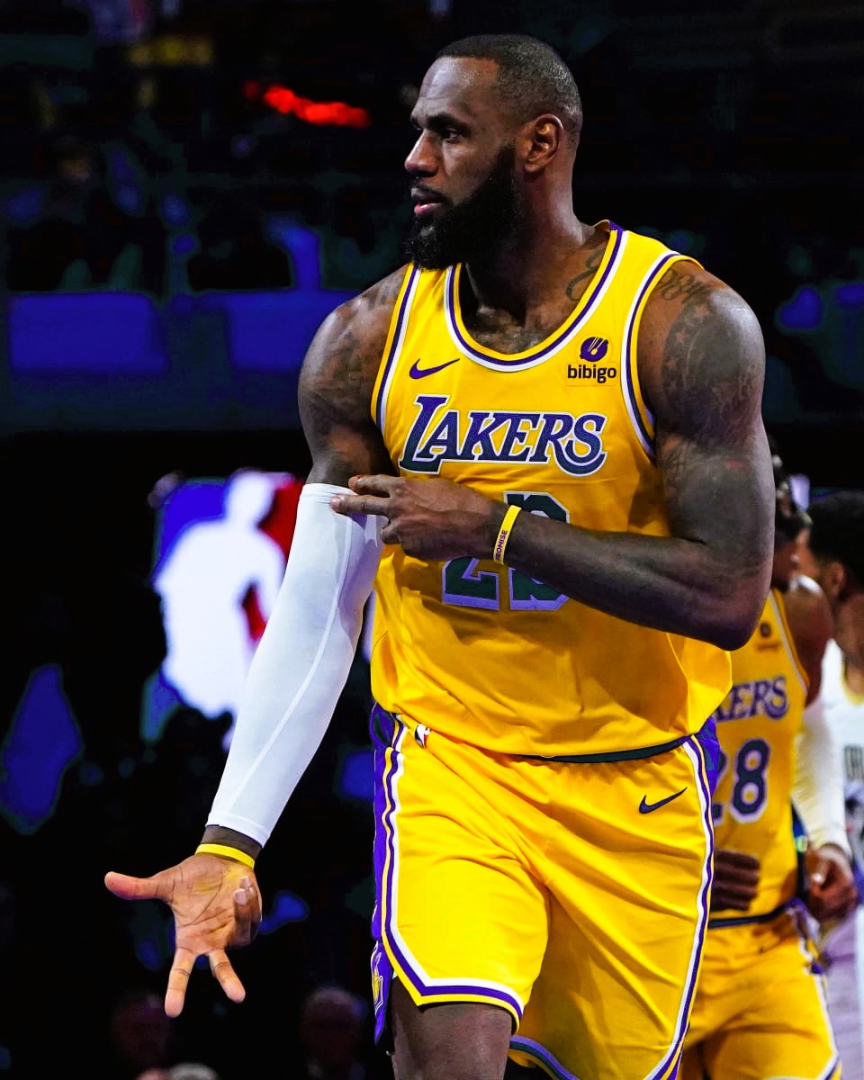 JAMES LEBRON (LaL)